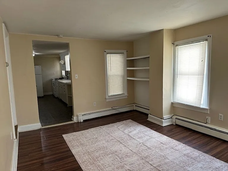 247 1/2 N Race St — Photo 2