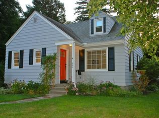 202 Jackson St, Northampton, MA 01060