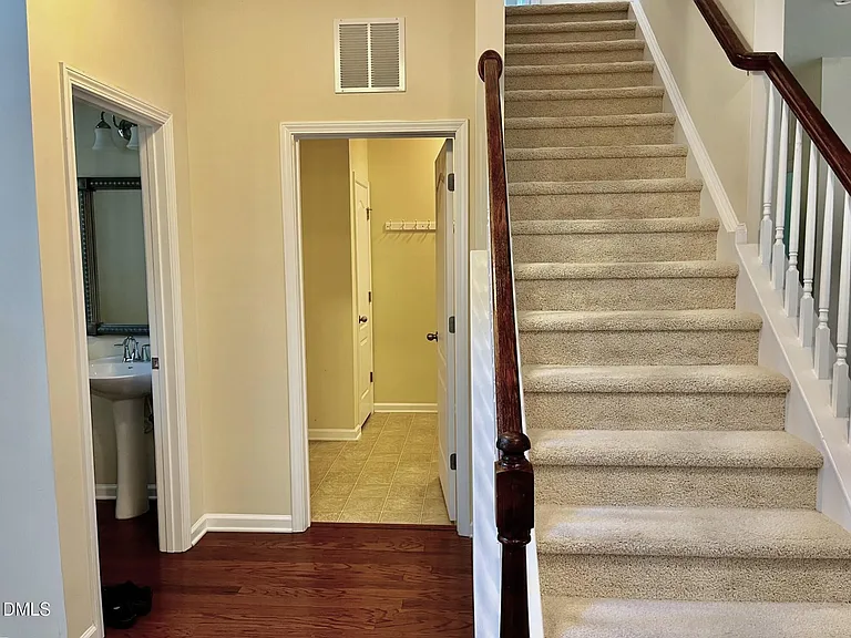 525 Sandy Whispers Pl — Photo 12