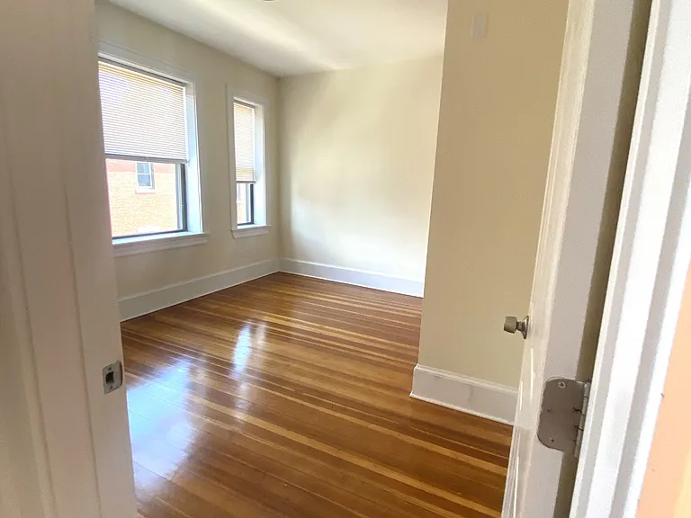 11 Seaverns Ave #11-3R — Photo 13