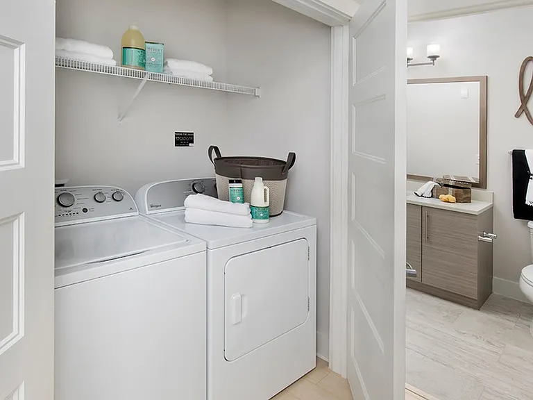 AMLI Buckhead — Photo 40