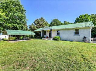 159 Hayes Rd, Charlotte, TN 37036