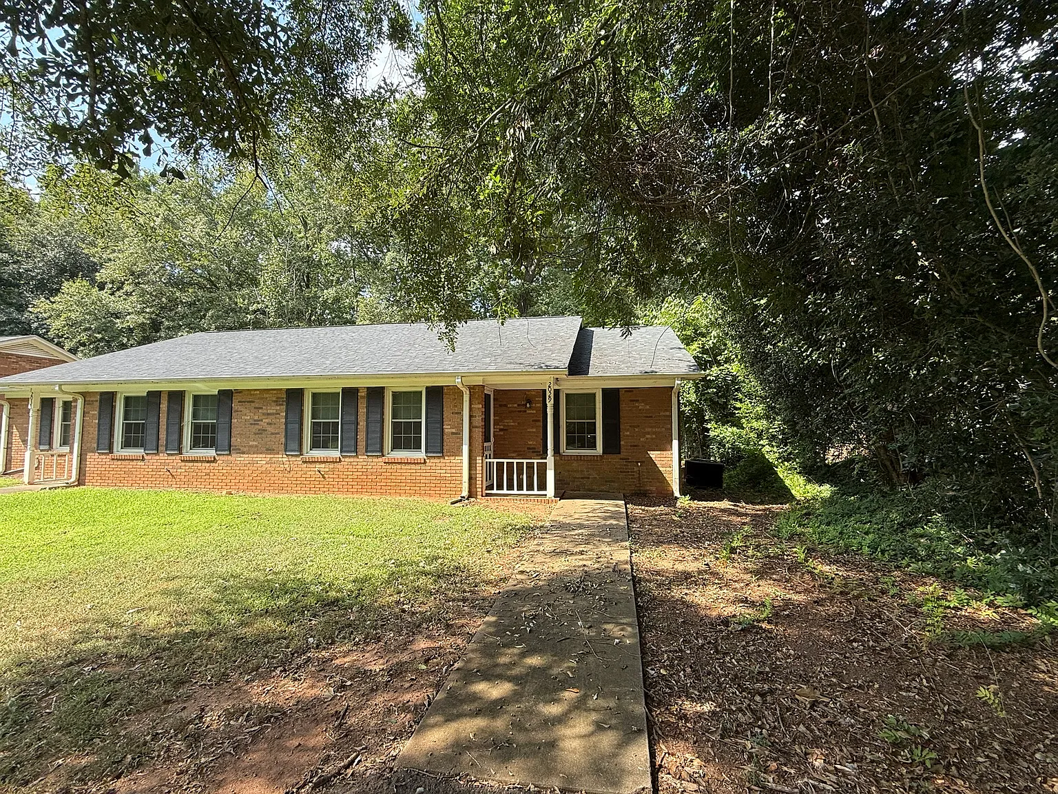 2 bed, 1.5 bath, $1,025 — Photo 1