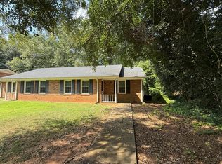 2029 Pineview Dr, Spartanburg, SC 29307