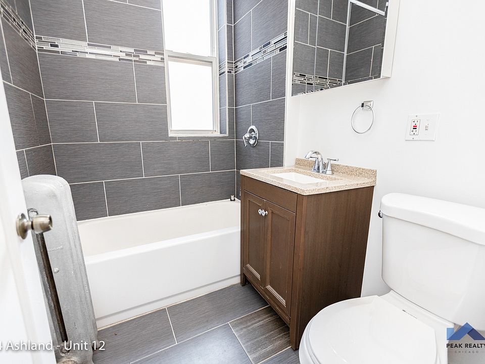1st image of 4400 N Ashland Ave #4408-02