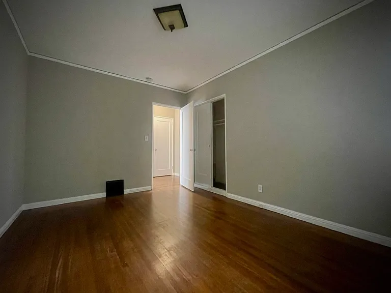 2909 Park Blvd #2 — Photo 5