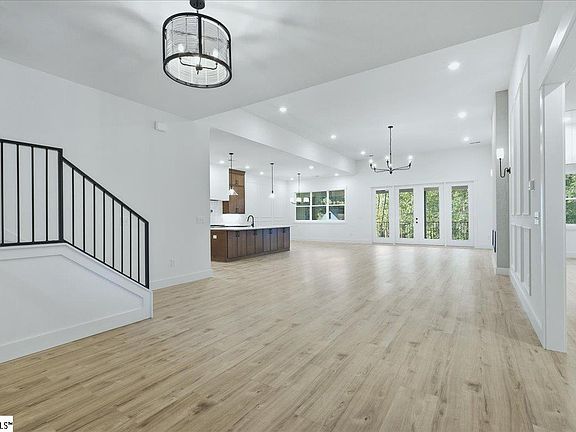 5th image of 3798B Ballenger Rd