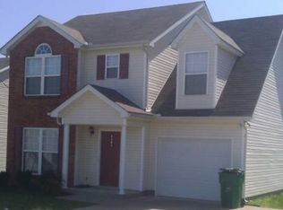 1141 Phelissa Dr, La Vergne, TN 37086