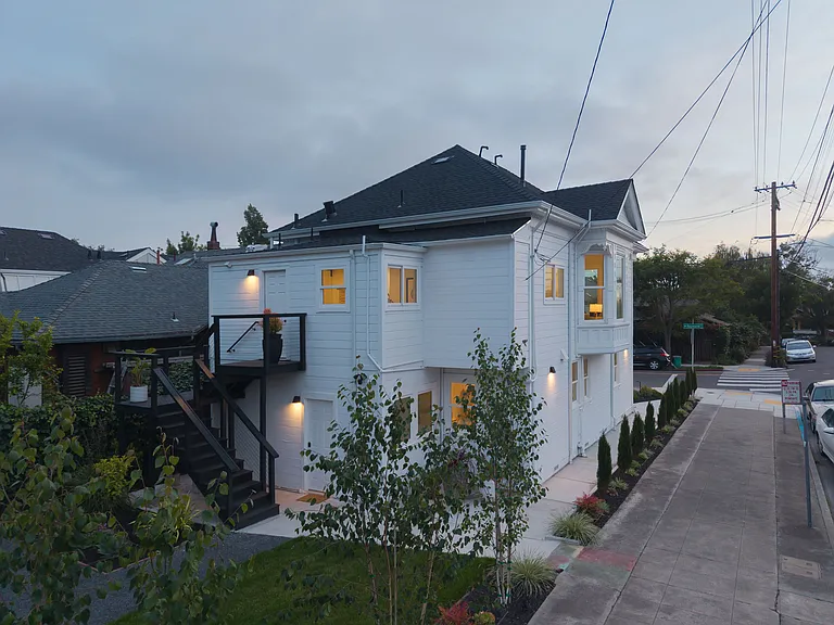 6528 Raymond St #6528 — Photo 18