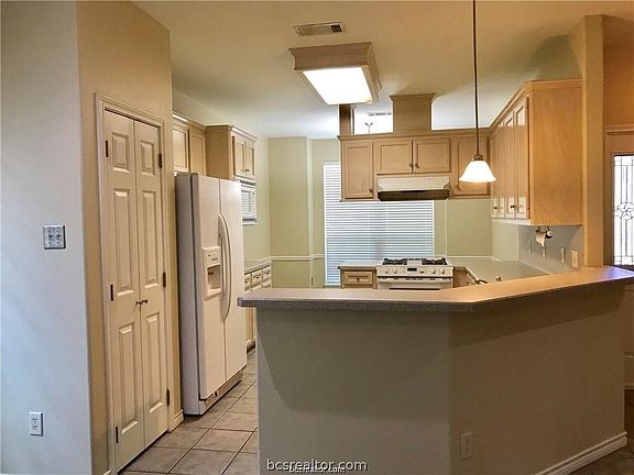 5th image of 204 Meir Ln