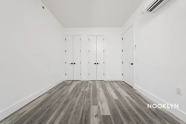 Rented by Nooklyn NYC LLC | media 12