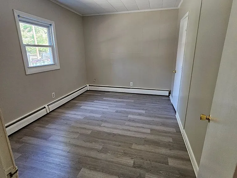 514 Hanover St — Photo 16