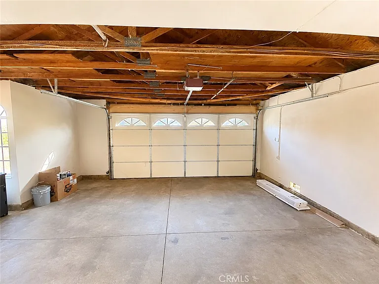 15583 Oak Springs Rd — Photo 42