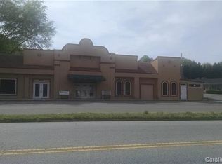 633 Riverside Dr, Lincolnton, NC 28092