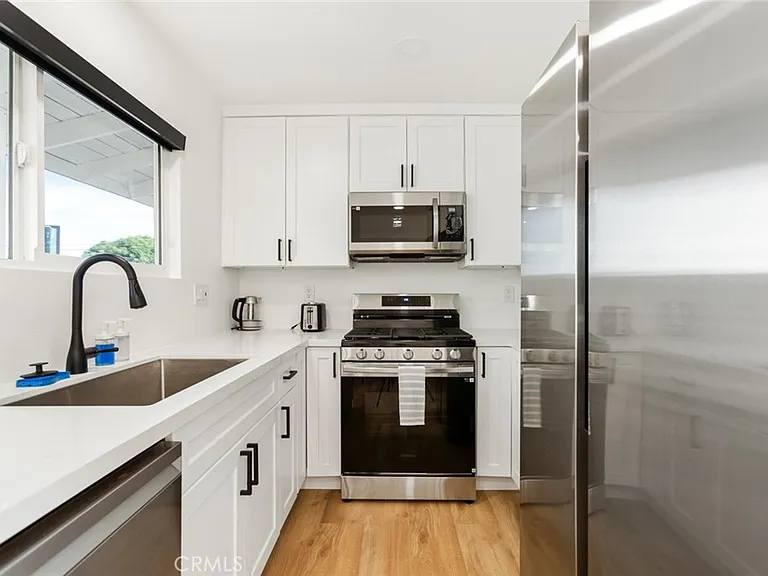 10290 Monte Vista Ave — Photo 8