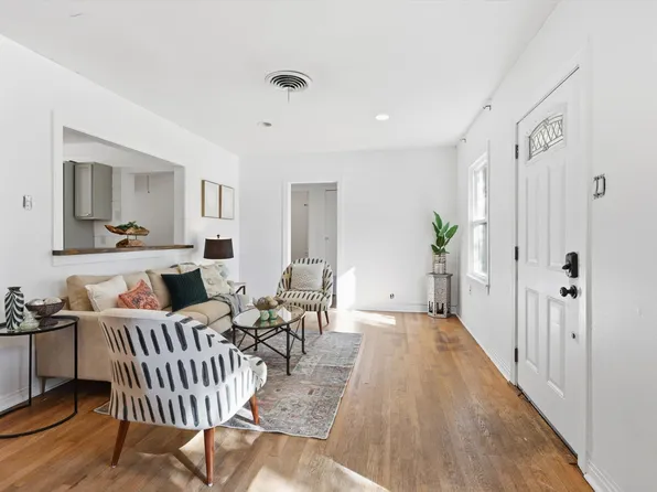 3804 Pershing Ave, Fort Worth, TX 76107