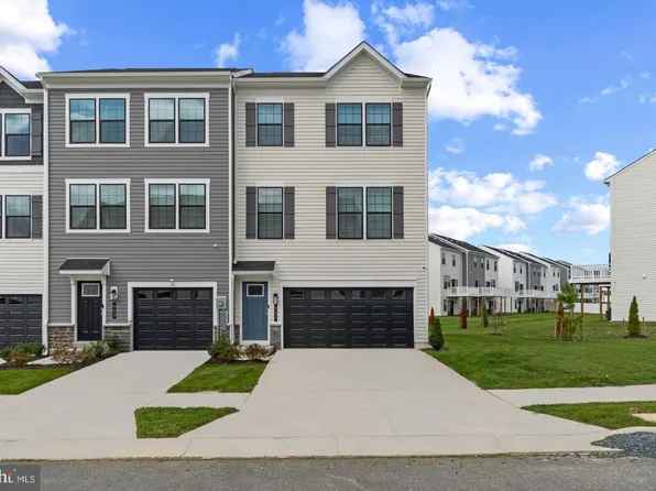 126 Soft Rush Ln, La Plata, MD 20646