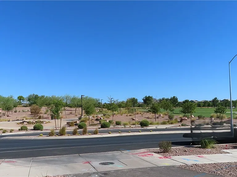 651 Pickled Pepper Pl — Photo 32