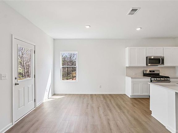 7th image of this home