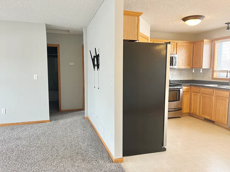 1305 Willow Trl — Photo 9