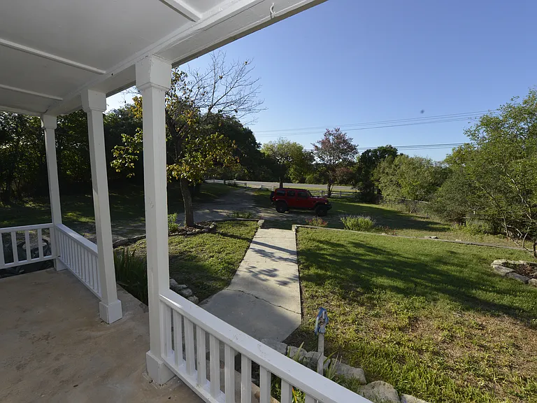 1598 State Highway 16 N — Photo 3