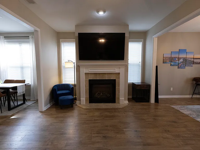 1226 Isle Bay Dr — Photo 6