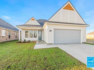 3040 Southern Trace Dr, Lake Charles, LA 70607
