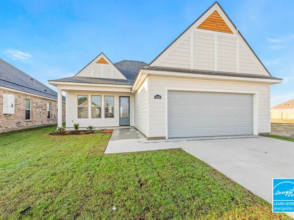 3040 Southern Trace Dr, Lake Charles, LA 70607