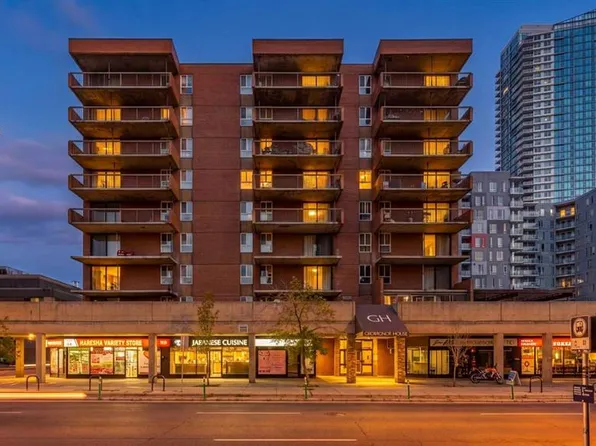 1240 S 12th Ave SW #706, Calgary, AB T3C 0P3