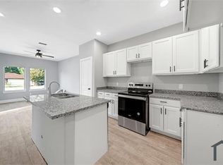 5714 Pershing St #B, Houston, TX 77033