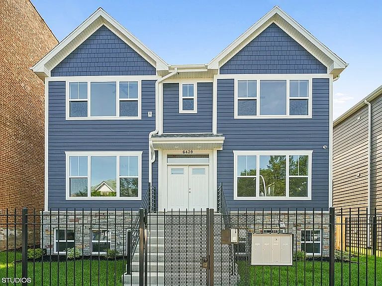 1st image of 6439 S Minerva Ave #2