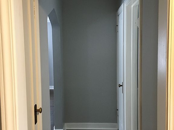4th image of 16481 Belleplaine Dr