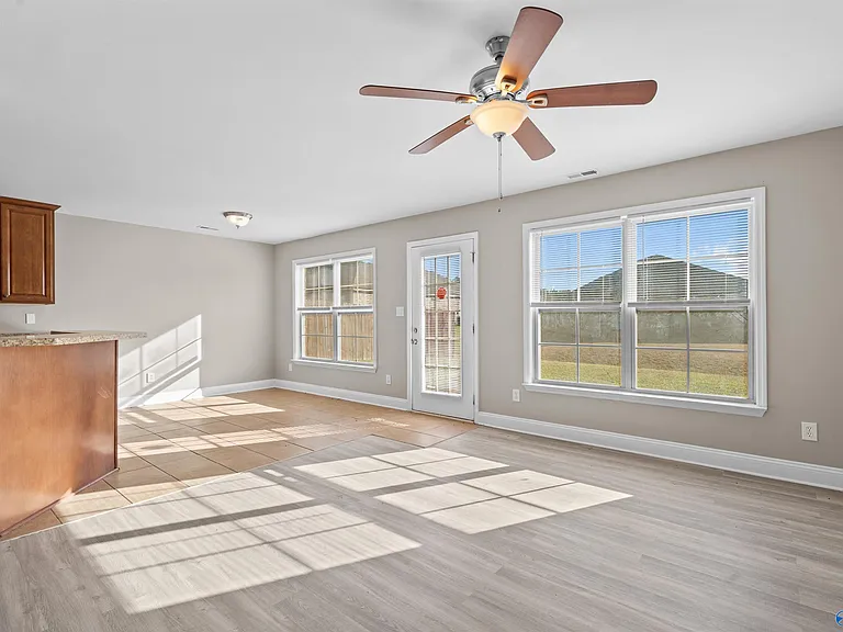 161 Fields Pond Dr — Photo 5