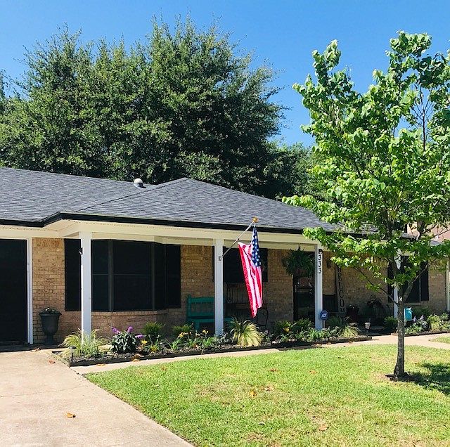 1st image of 333 Hollie Cir