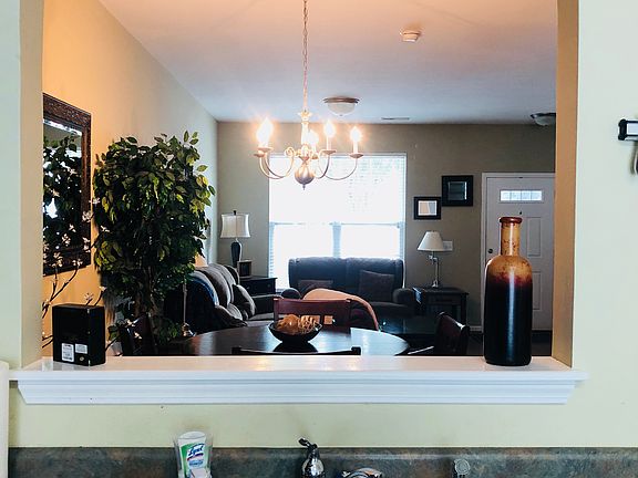4th image of 1028 Kelso Ln