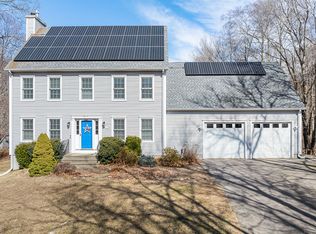 9 Autumn Way, Ledyard, CT 06339