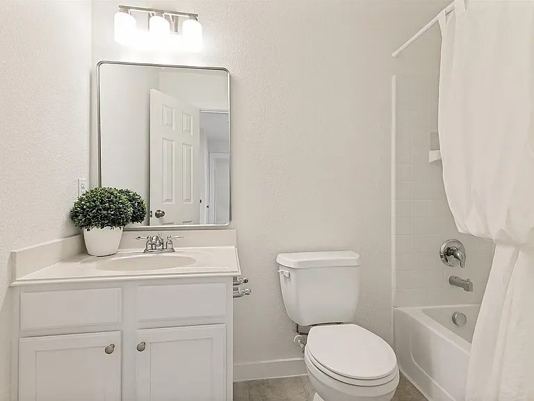 8828 Valley River Dr — Photo 14