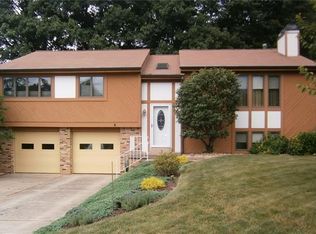 501 Arthur Dr, Coraopolis, PA