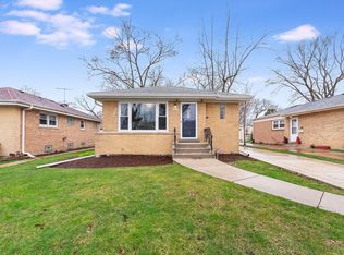 8208 Ridgeway Ave, Skokie, IL 60076