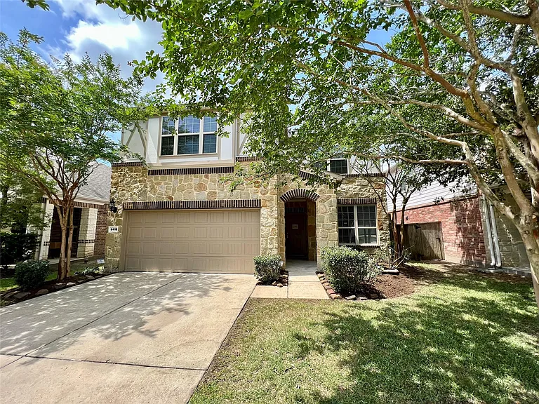 6418 Burgess Heights Ln — Photo 2