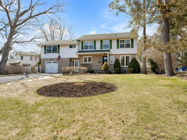 46 Watts Cres, Kingston, ON K7M 2P3