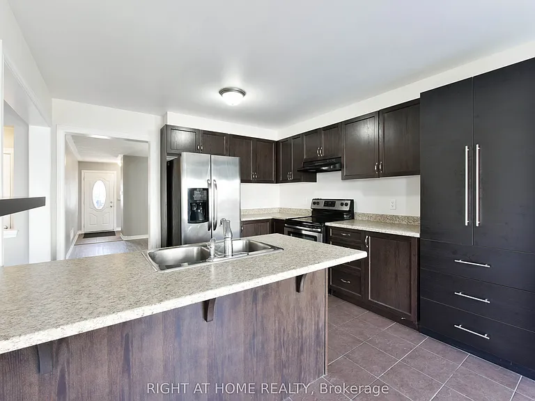 348 Gallantry Way — Photo 12