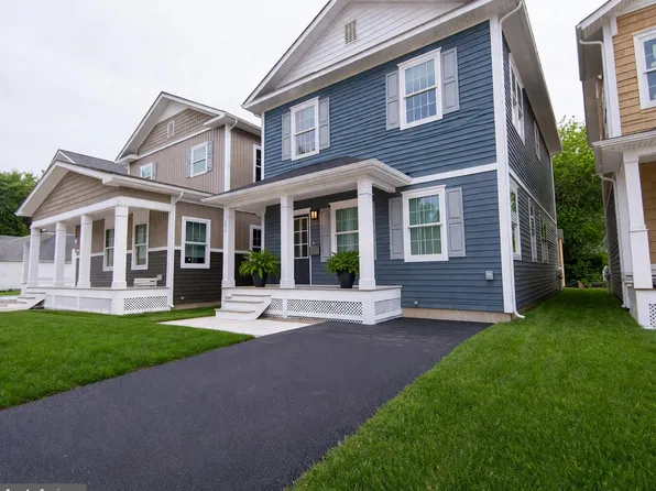 636 Douglas St, Cambridge, MD 21613