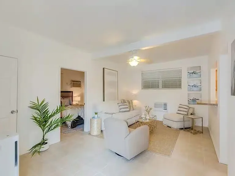1134 Harrison St — Photo 41