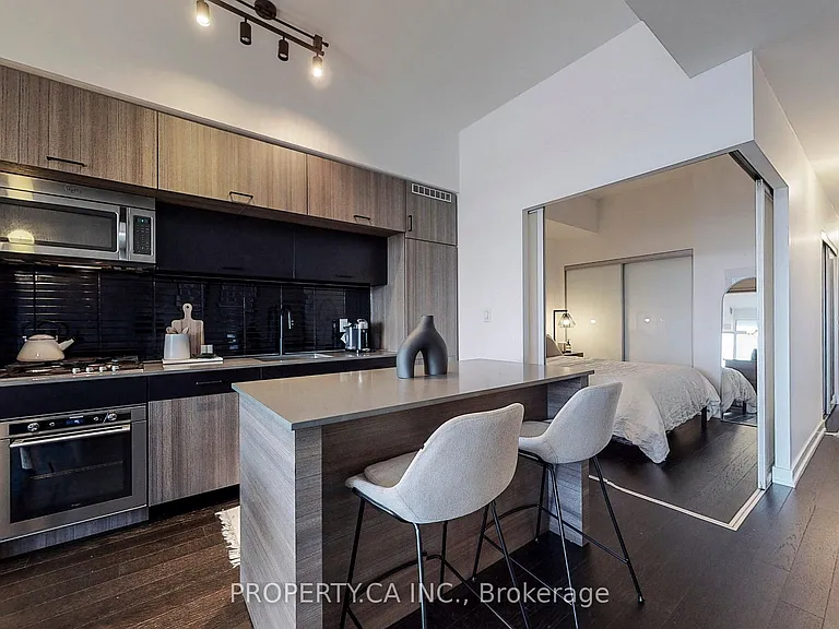 205 Manning Ave #403 — Photo 19