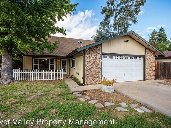 3rd image of 9035 Polly Ave