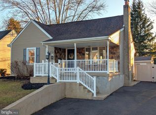 25 James Rd, Hatboro, PA 19040