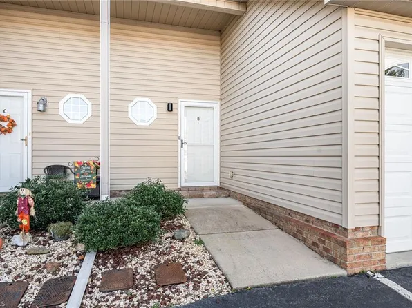 307 Skiles Hts APT B, Thomasville, NC 27360