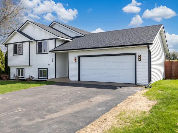441 14th Ave, Baldwin, WI 54002