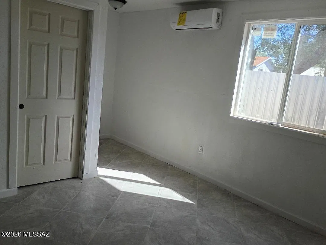 2 bed, 2.0 bath, 600 sqft, $750 — Photo 2